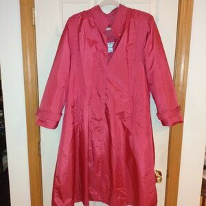 Fleetstreet: Red lined coat with belt. Lining is removable. Size 10.